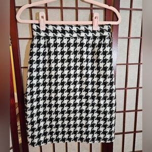 Vintage Houndstooth Pencil Skirt